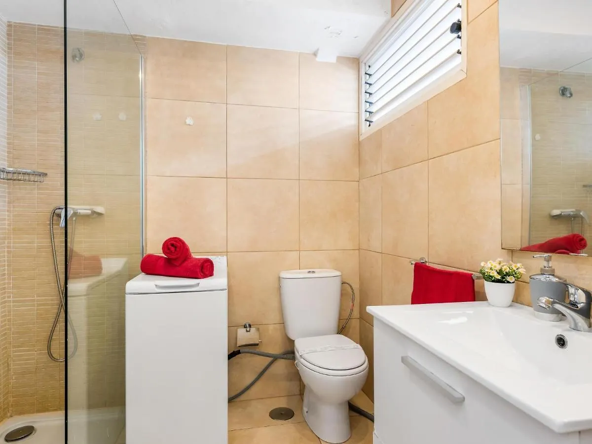 302 Modern, Light, Comfortable Studio With Swimming Pool Playa de las Americas  Apartment Playa de las Americas (Tenerife)